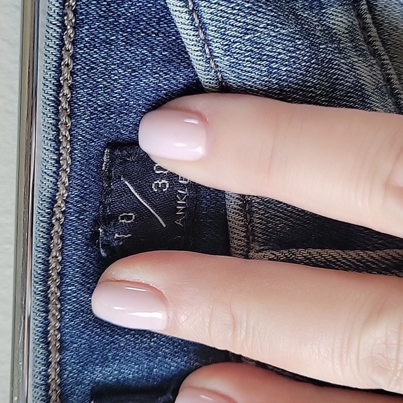 Lucky Brand Mid Rise Skinny Ava Denim Jeans Women Sz 10/30 Distressed Light Blue - Picture 6 of 12